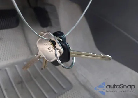 1998 Toyota Camry Le from USA, damaged, VIN 4T1BG22K7WU326583